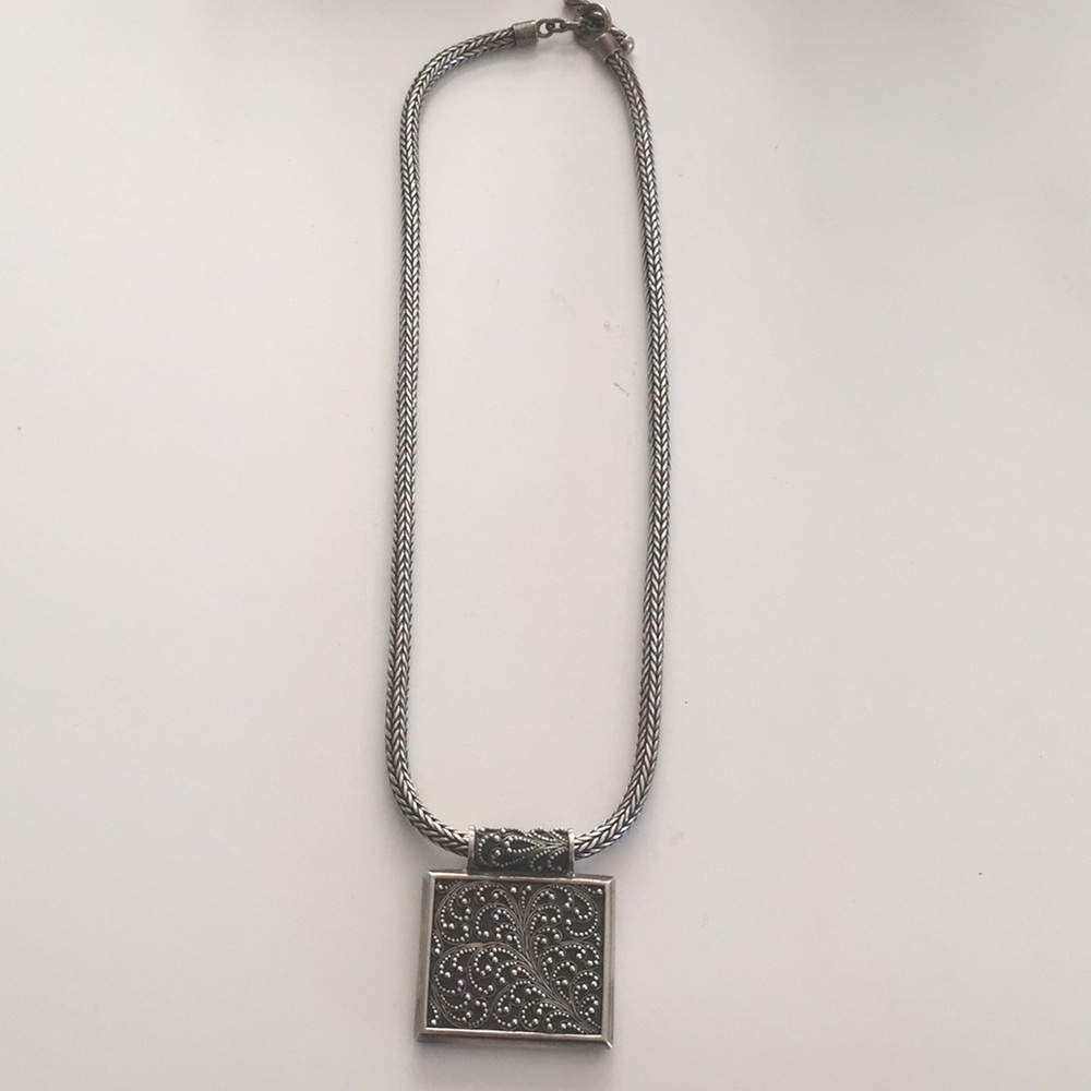 Silver necklace